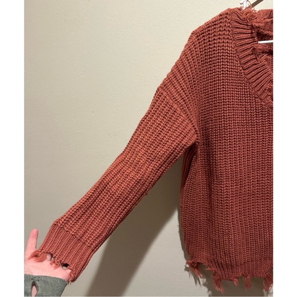 Staccato Women’s Distressed Hem Knitted Sweater Size Large - Picture 2 of 7